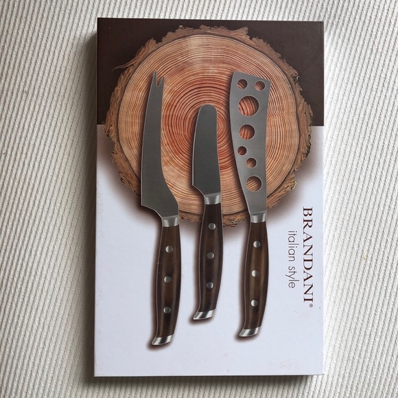 Cheese knife set